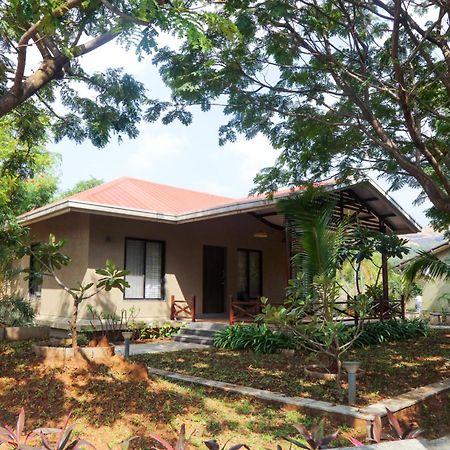 E&G Green Courts Resort At Koroli Hill Station Nashik Bagian luar foto