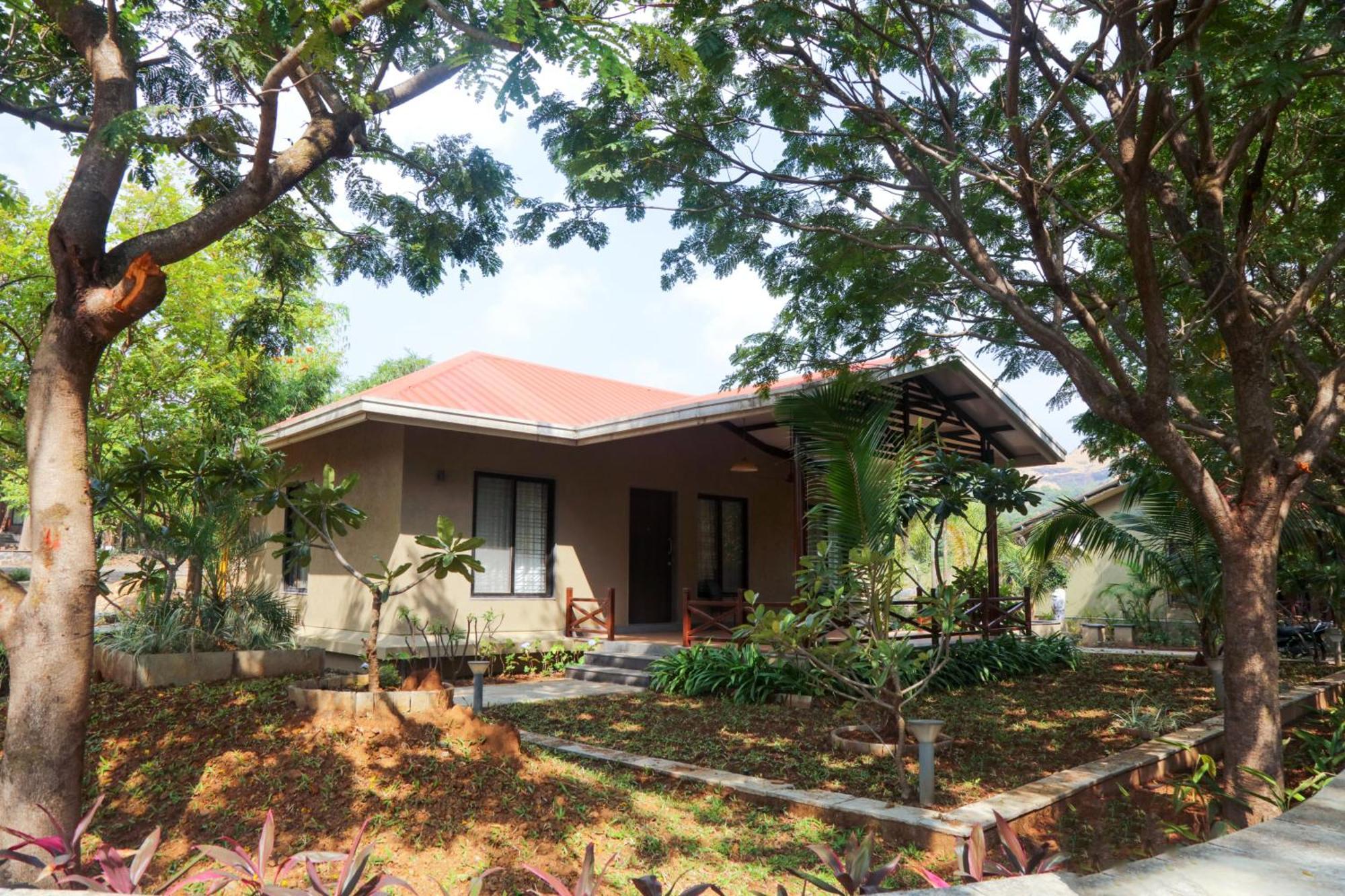 E&G Green Courts Resort At Koroli Hill Station Nashik Bagian luar foto