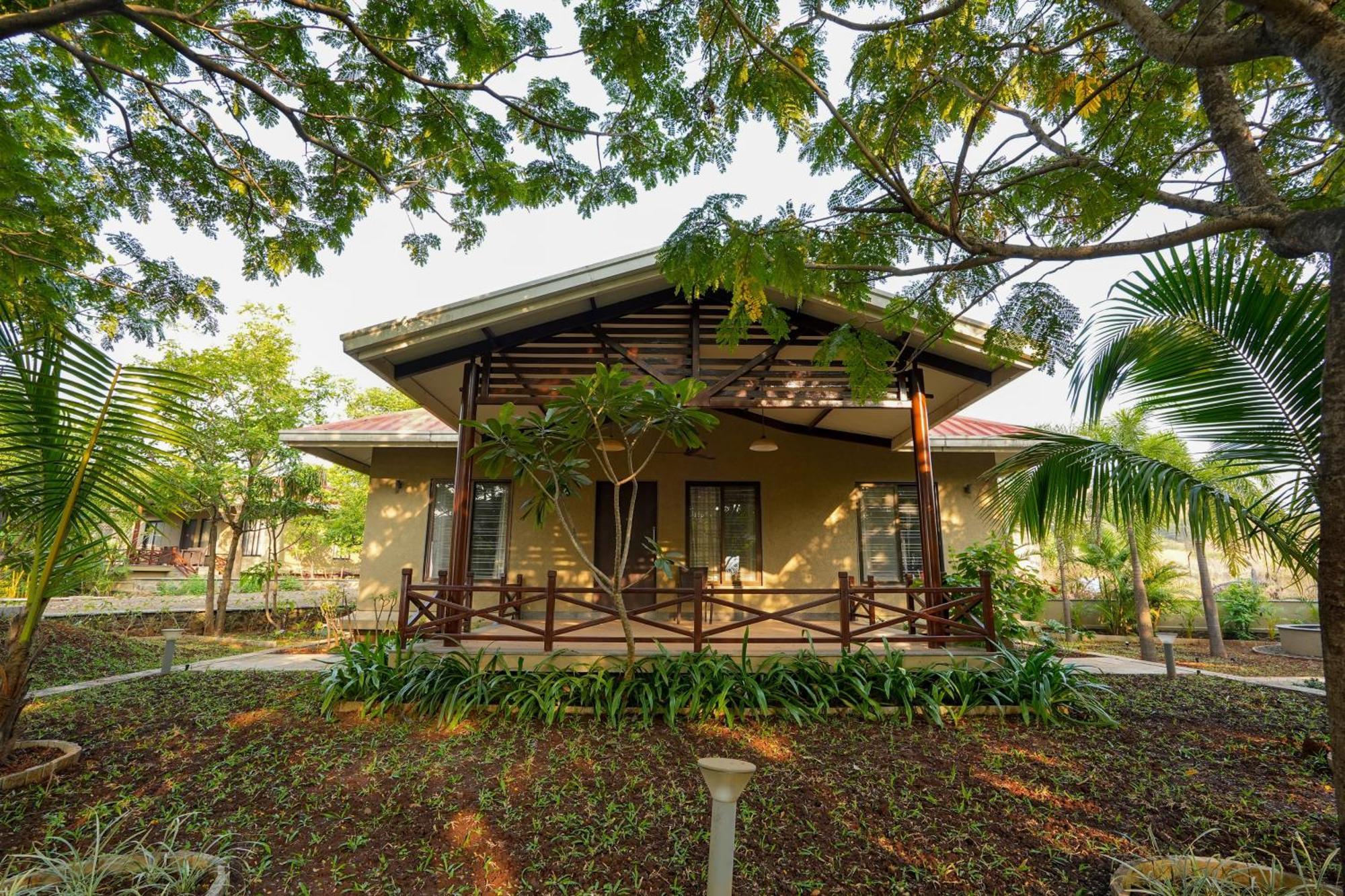 E&G Green Courts Resort At Koroli Hill Station Nashik Bagian luar foto