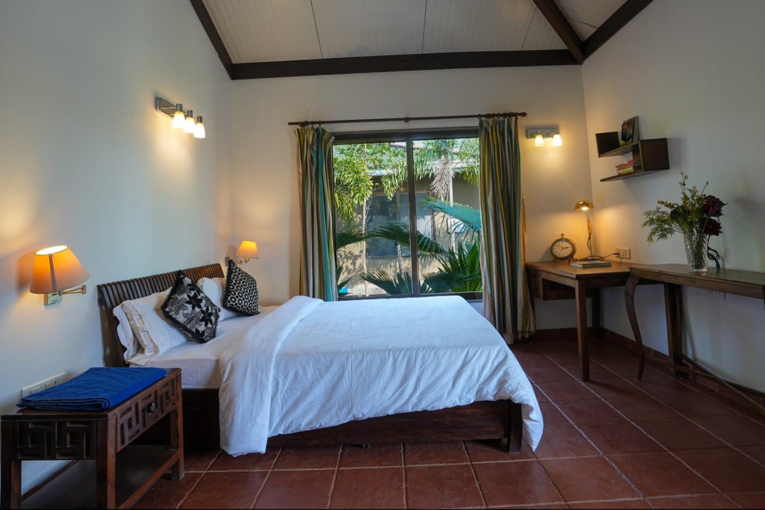 E&G Green Courts Resort At Koroli Hill Station Nashik Bagian luar foto