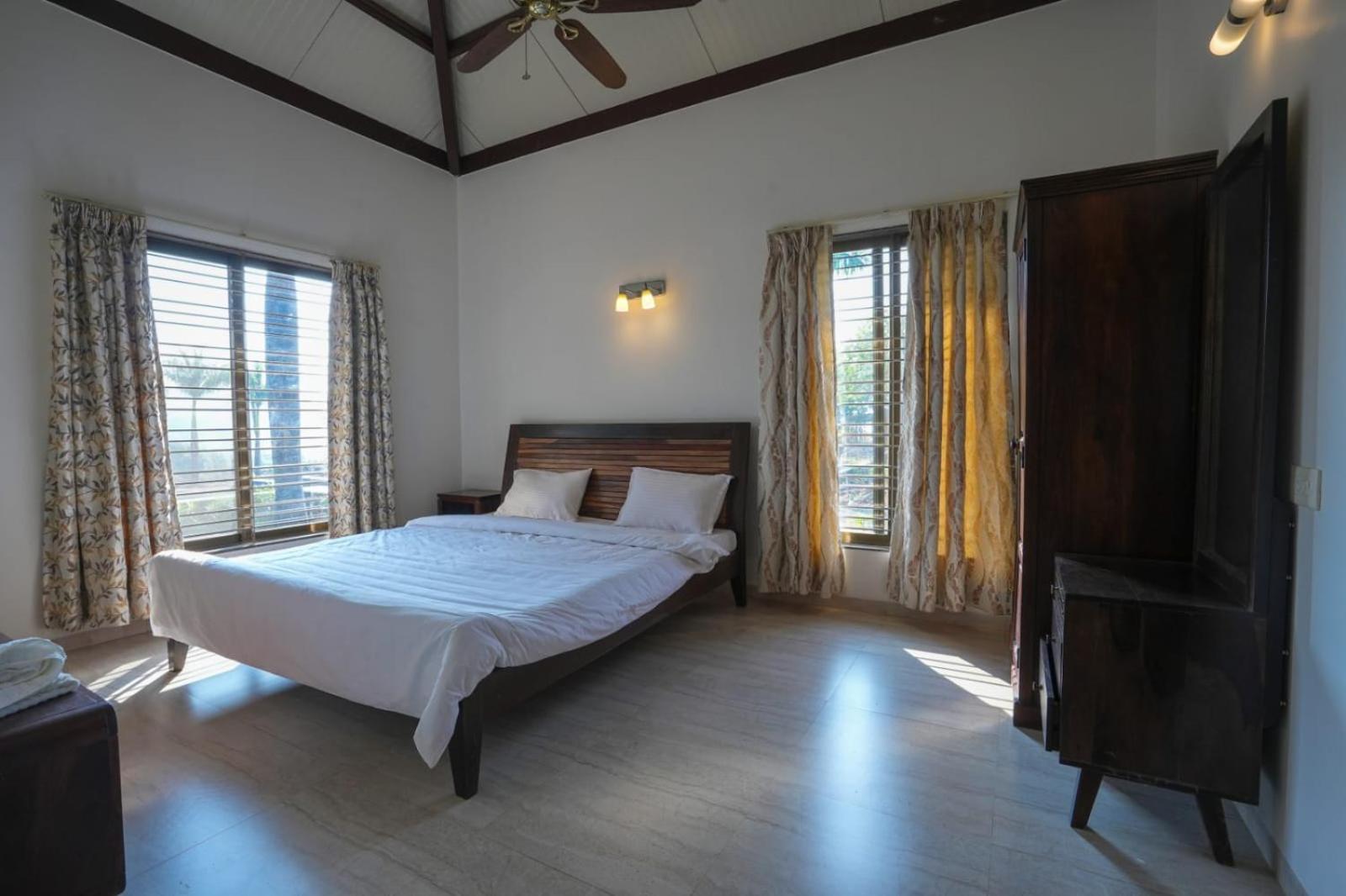 E&G Green Courts Resort At Koroli Hill Station Nashik Bagian luar foto