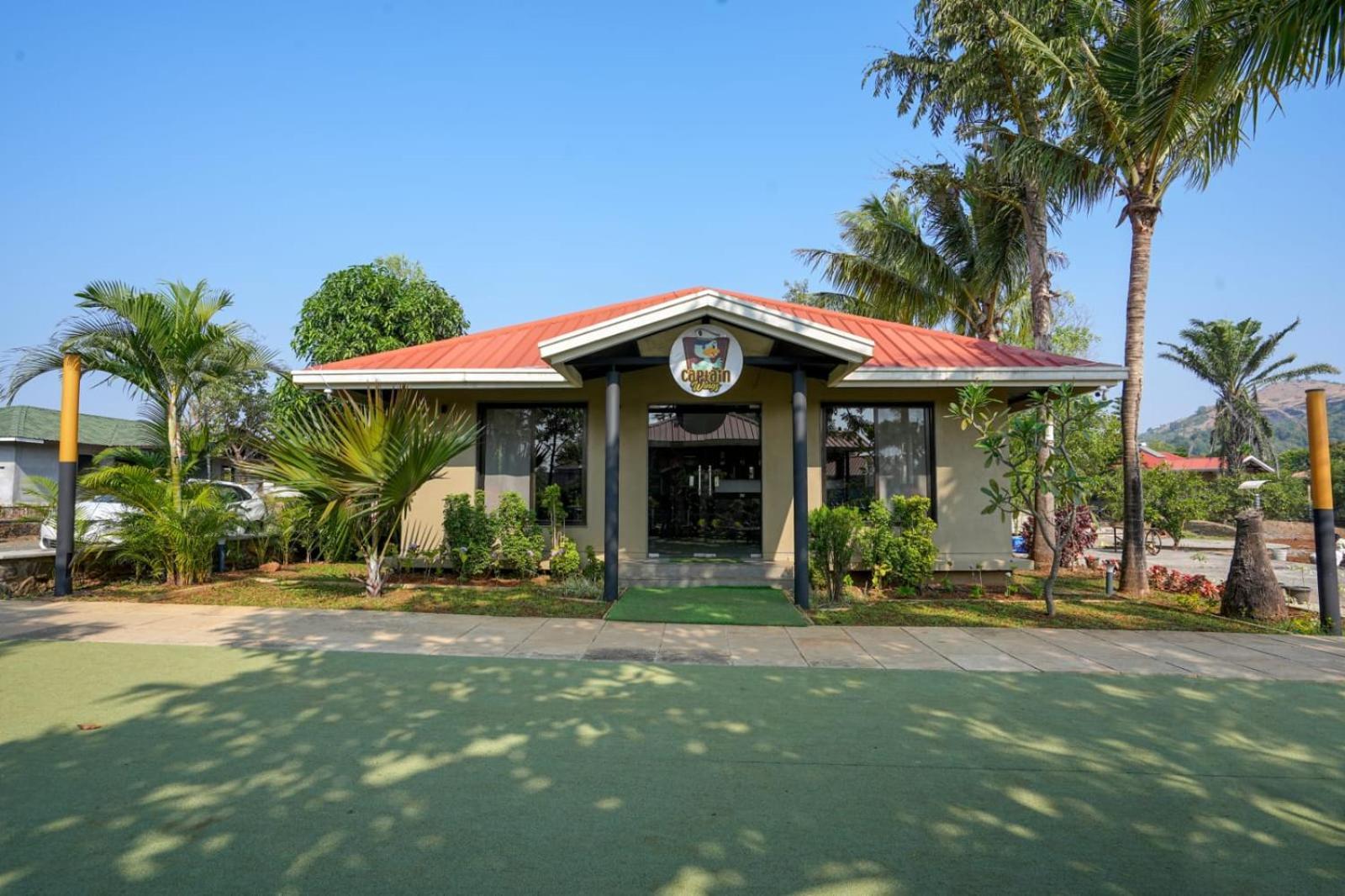E&G Green Courts Resort At Koroli Hill Station Nashik Bagian luar foto